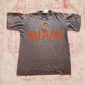 Team edition, Men’s Vintage Gray Miami Graphic T-Shirt